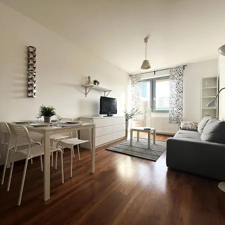 Apartment Jemiolowa ~ Self Check-in 20h ~ Lift Wroclaw