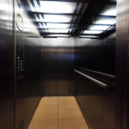 Apartment Jemiolowa ~ Self Check-in 20h ~ Lift